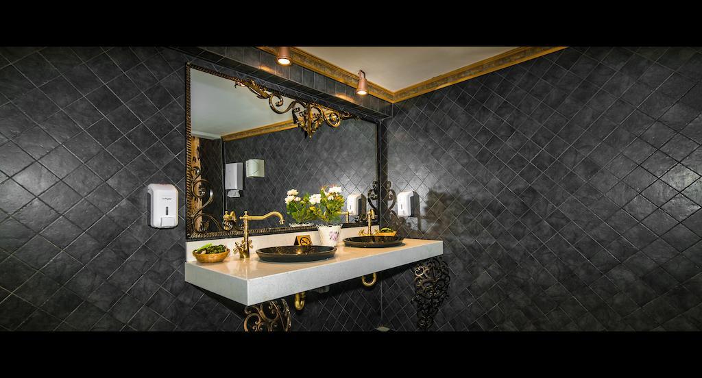 Hotel Boutique Bulevard Sighisoara Bagian luar foto