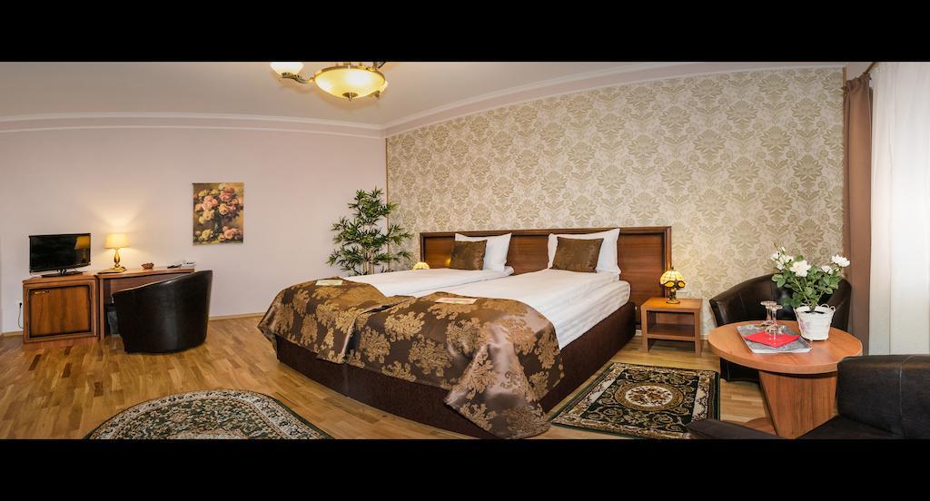 Hotel Boutique Bulevard Sighisoara Ruang foto